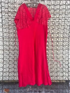 Vintage Lucie Ann II Red Lace Nylon Volup 3X Nightgown Negligee